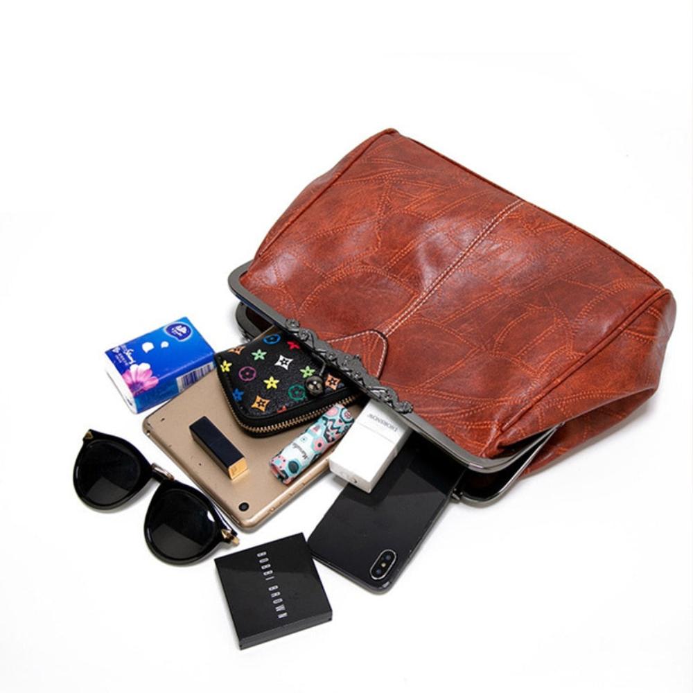 Johanna’s Classic Charm | Vintage Bag