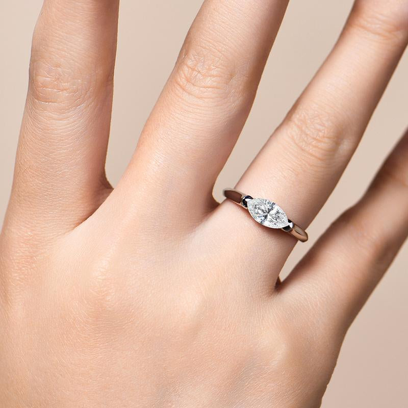 Hailey Signature Slim Ring in Gold
