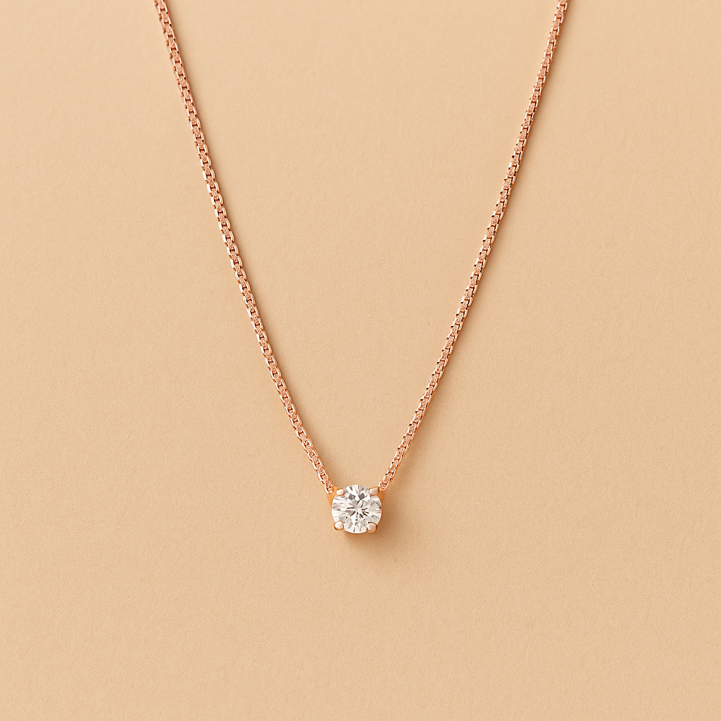 Cléa Moissanite Pendant Necklace in Gold