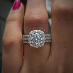 Clarinda Vellori Ring | White Gold