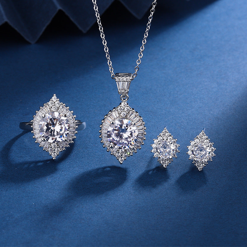 Aria Gaze Set | White Gold