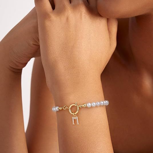 Auden Clé | Personalized Gold Letter Bracelet
