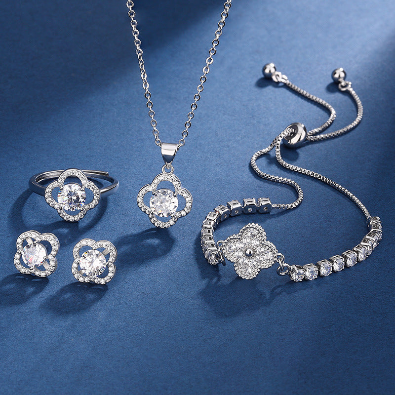 Aria Kleeblatt Charm Sets | White Gold