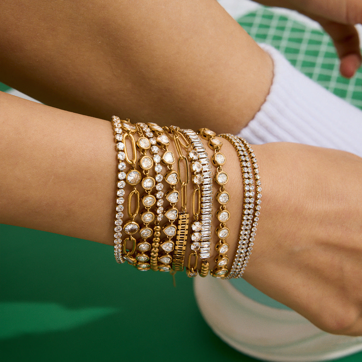 Sola Maroux Bracelet Set in Gold