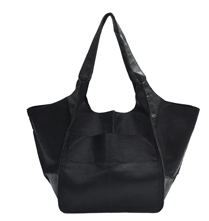 Laura’s Timeless Allure | Vintage Bag