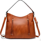 Georgia’s Timeless Elegance | Vintage Shoulder Bag
