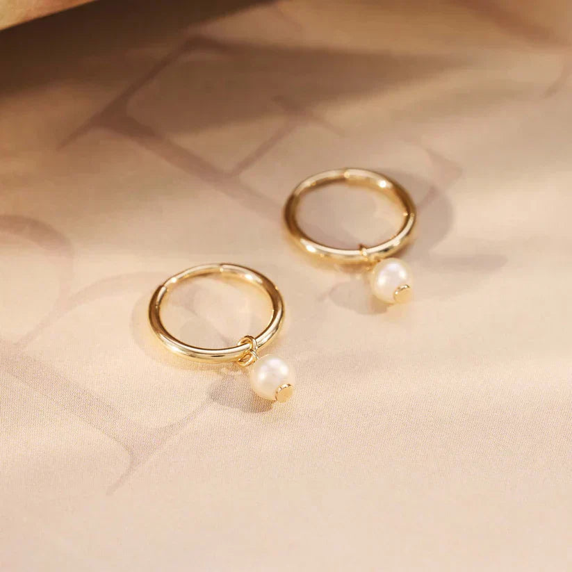 Delia Crest Earring | Gold