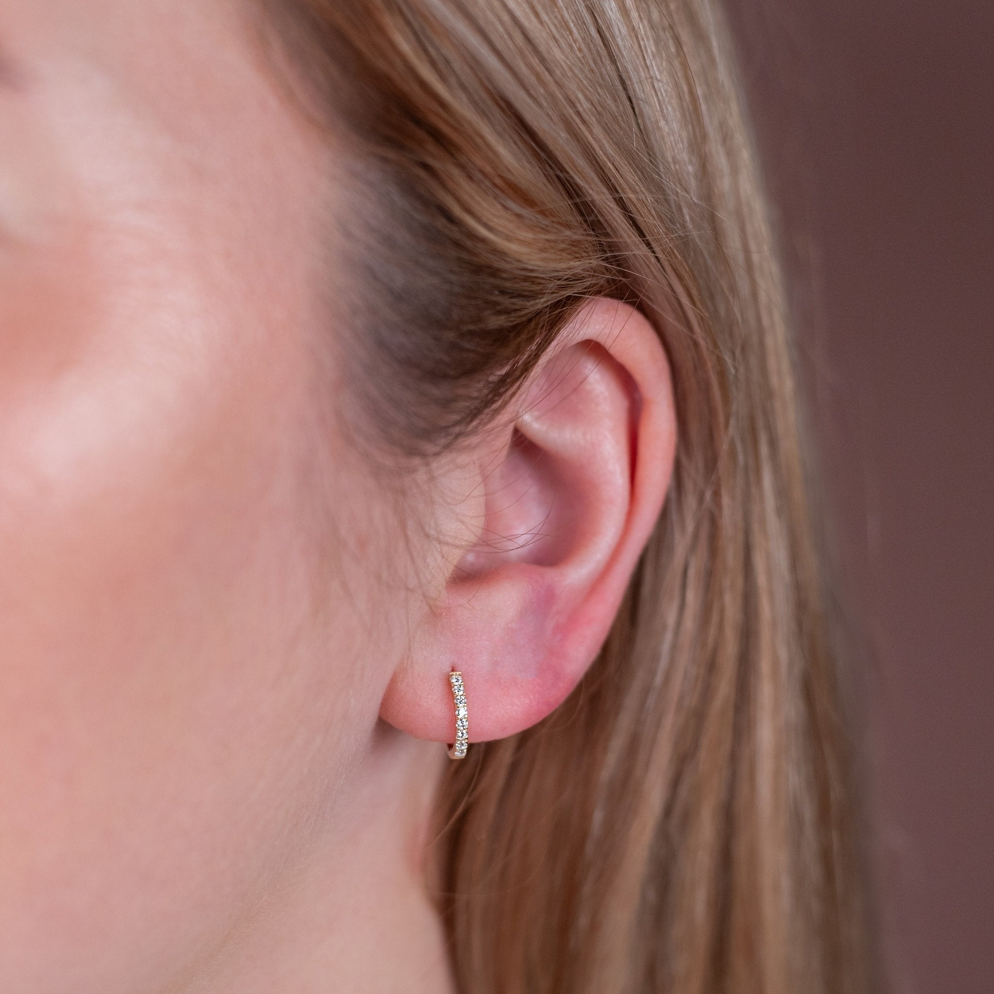 Moissanit Huggie Earring | Gold
