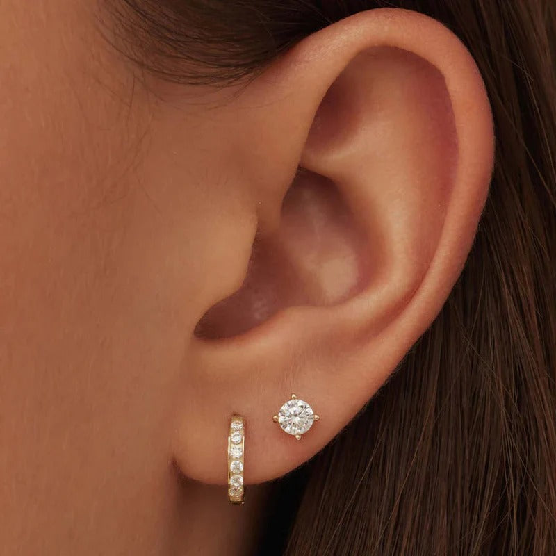 Dara Brilliant Earrings in Gold