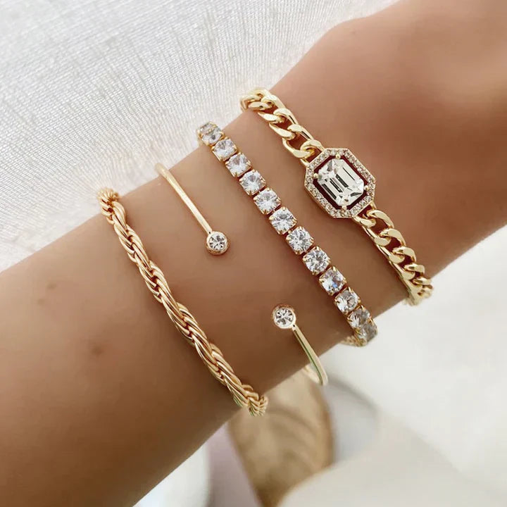 Domitia Calvina Bracelet Set – Gold Elegance